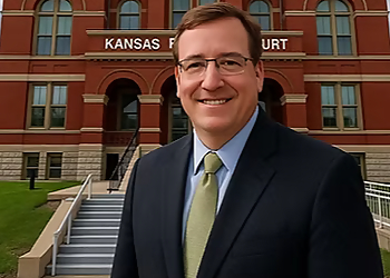 Michael P. Dreiling, Jr. - LAW OFFICE OF MICHAEL P. DREILING, JR. Michael P. Dreiling, Jr. - Olathe, KS Estate Planning Lawyers - Lawyer Portrait Image