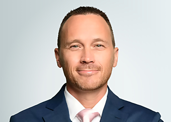 Michael T. Hawkins - FISH & RICHARDSON P.C. Minneapolis Patent Attorney image 1