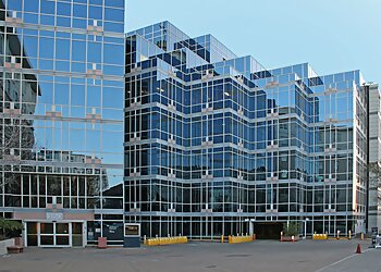 Oakland Cardiologists Michael W Tsang, MD - OAKLAND CARE CENTER