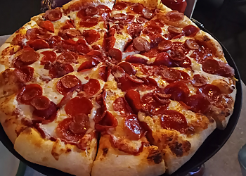 Michael's Pizza Bar and Grill Modesto Pizza Places image 1