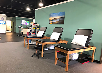 Michele Nielsen, DPT - VIRGINIA BEACH PHYSICAL THERAPY AND WELLNESS - Virginia Beach, VA Physical Therapists - Treatment Room Image