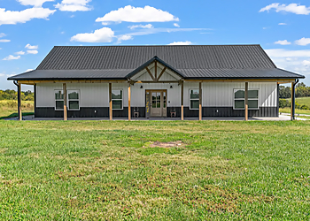 Springfield Real Estate Agents Michelle Cantrell - CANTRELL REAL ESTATE