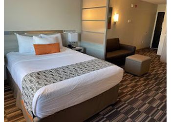 Rochester Hotels Microtel Inn & Suites by Wyndham Rochester South Mayo Clinic