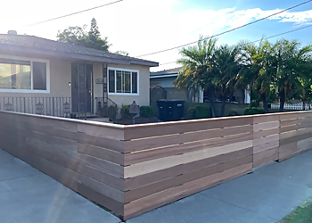 Newport Beach Fencing Contractors Mike's Fences
