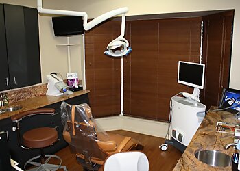 Memphis Cosmetic Dentists Miles C. Moore, DDS - MEMPHIS CENTER FOR FAMILY & COSMETIC DENTISTRY