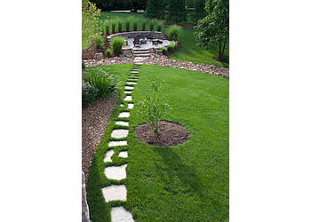 3 Best Landscaping Companies in Columbia, MO - Expert Recommendations