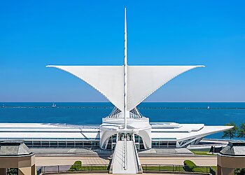 Milwaukee Places To See Milwaukee Art Museum