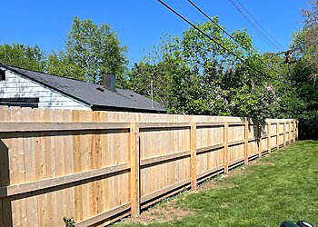 Milwaukee Fence Finders  Milwaukee Fencing Contractors image 1