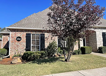 Oklahoma City Portrait Photographers Mina Art Studio