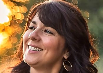 Mind-Body Wellness - Spokane, WA Hypnotherapy - Doctor Portrait Image