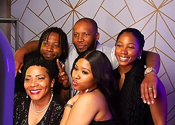 New Orleans Photo Booth Companies Mirror Image Photo Booths