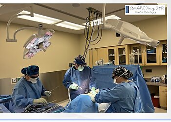 Lincoln Plastic Surgeon Mitchell J. Henry, MD - LINCOLN AESTHETICS & RECONSTRUCTIVE SURGERY