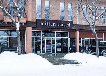 Mitten Raised - Lansing, MI Bakeries - Restaurant Exterior Image