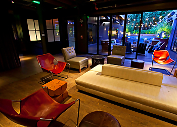 Sacramento Night Clubs Mix Downtown