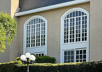 Oceanside Window Cleaners Mobile Window Washing Inc.