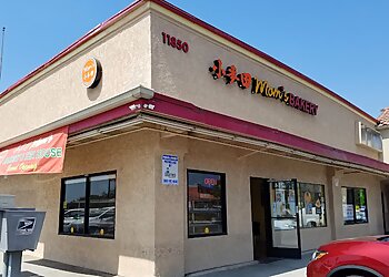 El Monte Bakeries Mom's Bakery & Cafe