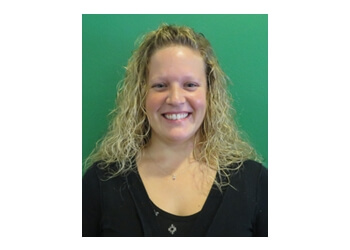 Alexandria physical therapist Monica Barsuch, PT, DPT - VALENS PHYSICAL THERAPY & SPORTS PERFORMANCE