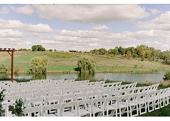 Des Moines Wedding Planners Mostly Becky