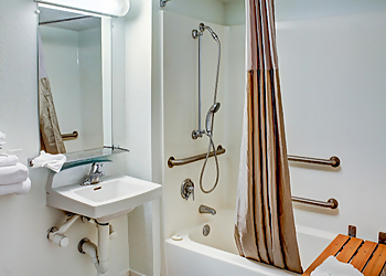 Lancaster Hotels Motel 6