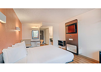 Motel 6 Los Angeles, CA-Los Angeles-LAX - Inglewood, CA Hotels - Hotel Room Image