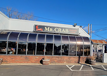 Bridgeport Seafood Restaurants Mr. Crab Seafood & Bar