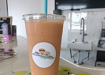 Mr. & Mrs. Smoothie Akron Juice Bars image 1