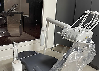 Fresno Dentists Muhammad Nadeem, DDS - HARAZ DENTAL GROUP