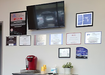 Seattle Auto Body Shops Murray's CARSTAR Collision