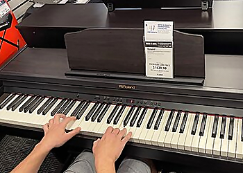 Music & Arts Henderson - Henderson, NV Music Schools - Practice Image