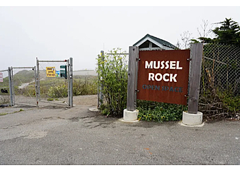 Mussel Rock Park Daly City Hiking Trails image 1