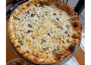 3 Best Pizza Places in Orlando, FL - Expert Recommendations