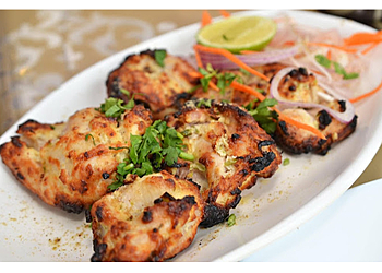 Naan N Curry Vancouver Indian Restaurants image 1