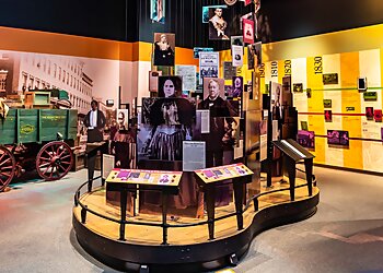 Cincinnati Landmarks National Underground Railroad Freedom Center