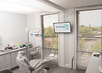 Fairfield Dentists Navid, DDS - TRUE HEALTH DENTAL