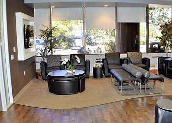 Santa Clarita Gynecologists Navid Navizadeh, MD, FACOG - VALENCIA CENTER FOR WOMEN's HEALTH