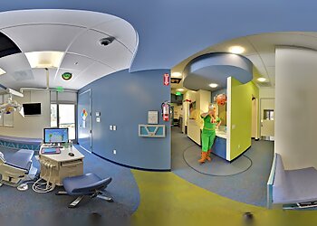 Oceanside Kids Dentists Nazli Keri, DDS - THE SUPER DENTISTS