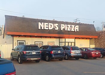 Milwaukee Pizza Places Ned's Pizza