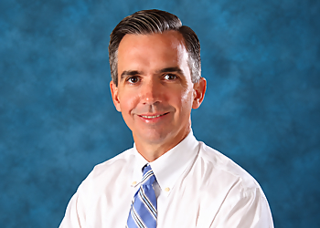 Nelson Garcia, Jr., MD, AGAF - Miami, FL Gastroenterologists - Doctor Portrait Image