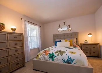 Newport Apartment - Wichita, KS Apartments For Rent - Hotel Room Image