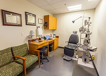 Sacramento Pediatric Optometrists Nichole R. Moos, OD - CAPITOL OPTOMETRY