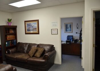 Louisville Bankruptcy Lawyers Nick C. Thompson - THE LAW OFFICE OF NICK THOMPSON