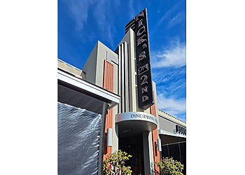 Long Beach American Restaurants Nick’s on 2nd