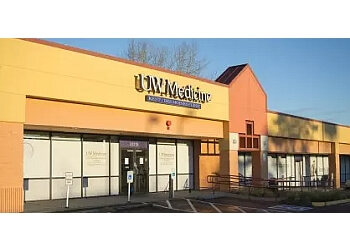 Kent Pediatricians Nicole J. Johnson MD - PRIMARY CARE AT KENT-DES MOINES