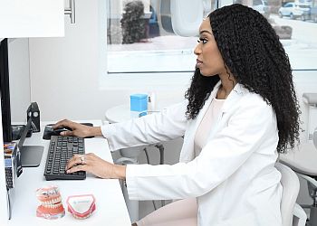 Miramar Dentists Nicole Lamb, DMD - SIENNA DENTAL