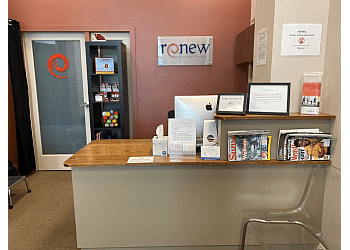 Nicole Sabes, PT, DPT - RENEW PHYSICAL THERAPY SAN FRANCISCO - San Francisco, CA Physical Therapists