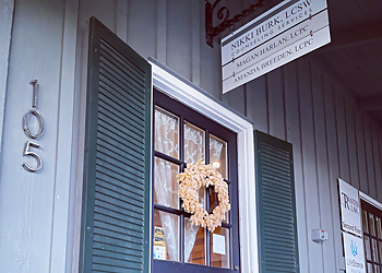 Nikki Burk, MSW, LCSW - NIKKI BURK COUNSELING SERVICES - Peoria, IL Marriage Counselors - Exterior Image