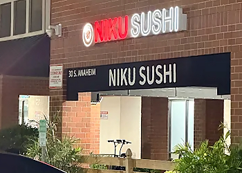 Niku Sushi - Anaheim, CA Sushi - Restaurant Exterior Image