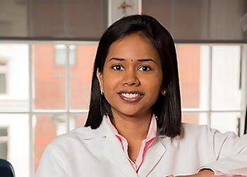 Nithya Minnah, DMD - MINNAH & KORN ORTHODONTICS Boston Orthodontists image 1