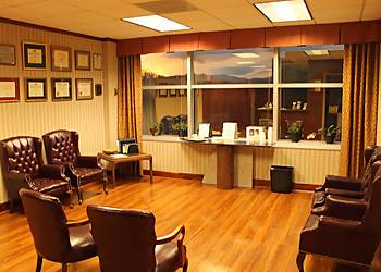 Roanoke Plastic Surgeon Norman Harris, MD