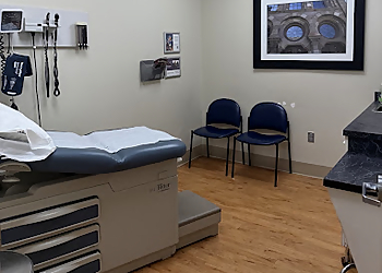 Novant Health Urgent Care - Charleston West - Charleston, SC Urgent Care Clinics - Clinic Interior Image